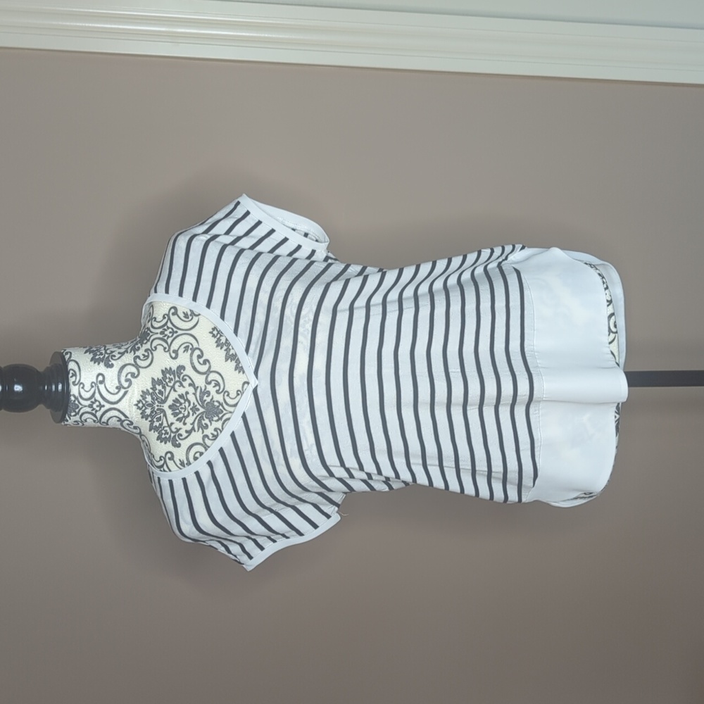 Witchery striped cap sleeve blouse Size M